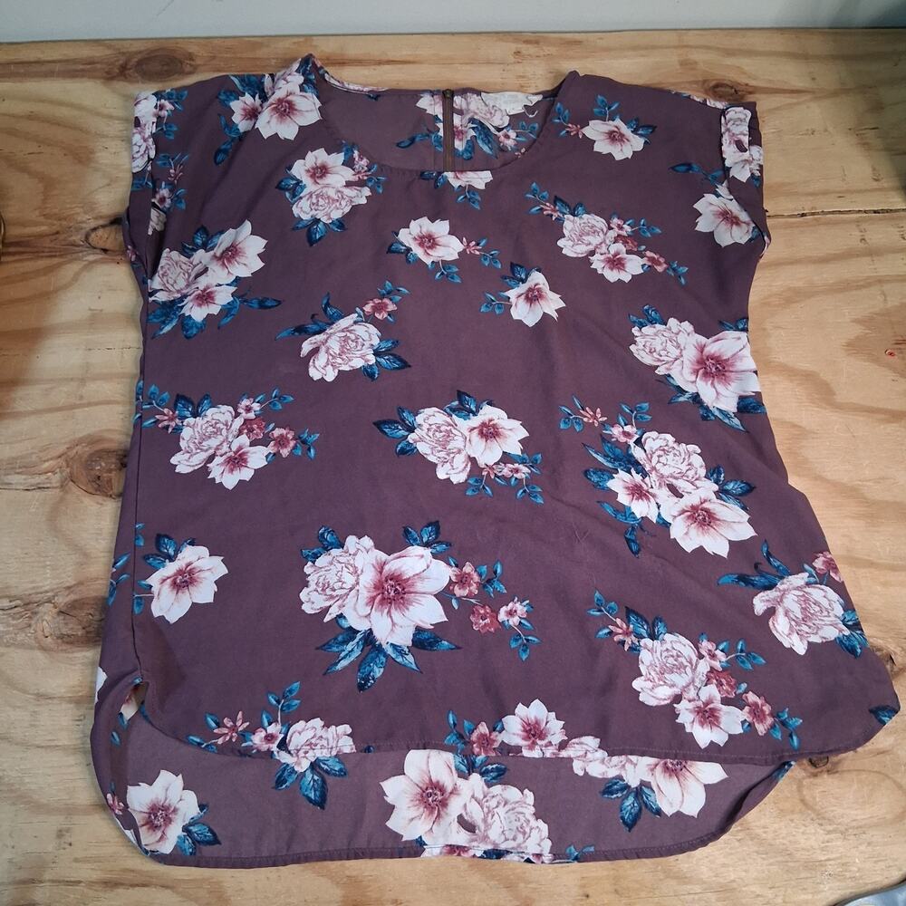 Pink Republic Womens Blouse Sz L Purple Floral Sheer Top Short Sleeve Shirt